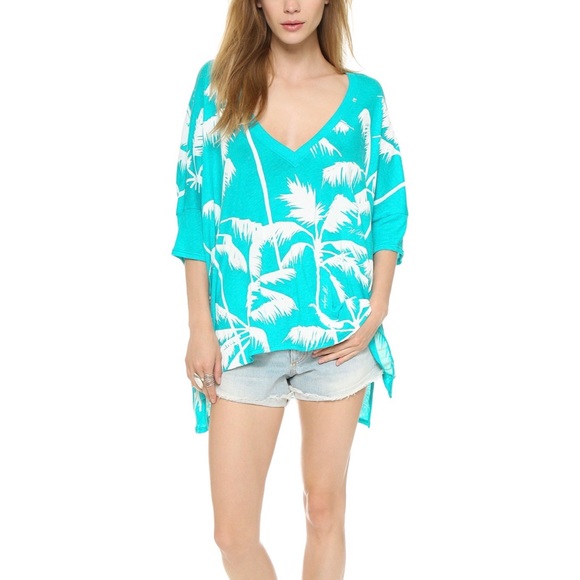 Wildfox Tops - COPY - Wildfox Turquoise Palm Tree Baggy Tee Size…
